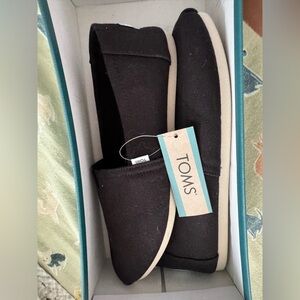 TOMS Slip On